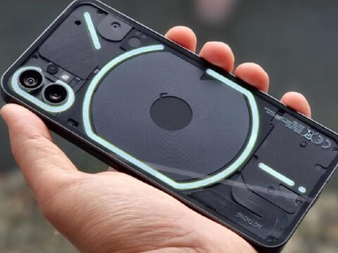 Sevilen telefon tarihe karisiyor unlu marka fisini cekti BSscbuFq